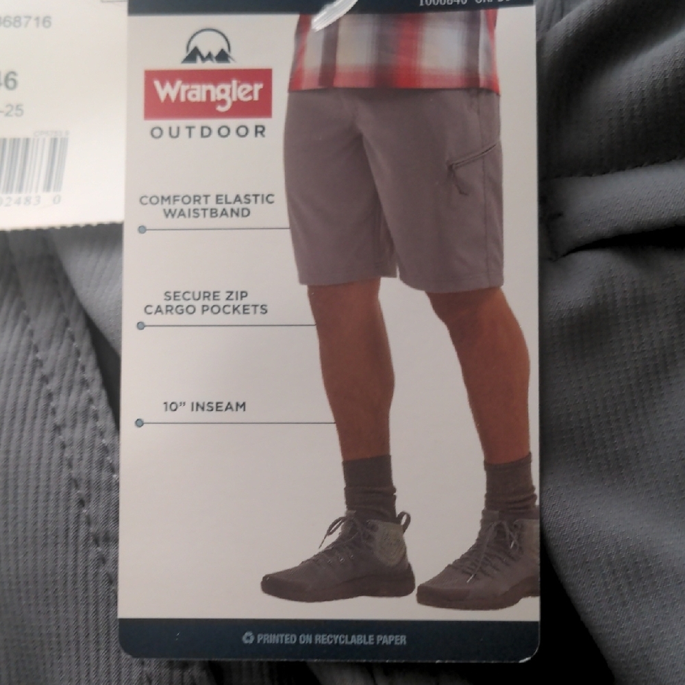 Wrangler Men's Charcoal Flat Front Shorts - Picture 3 of 5